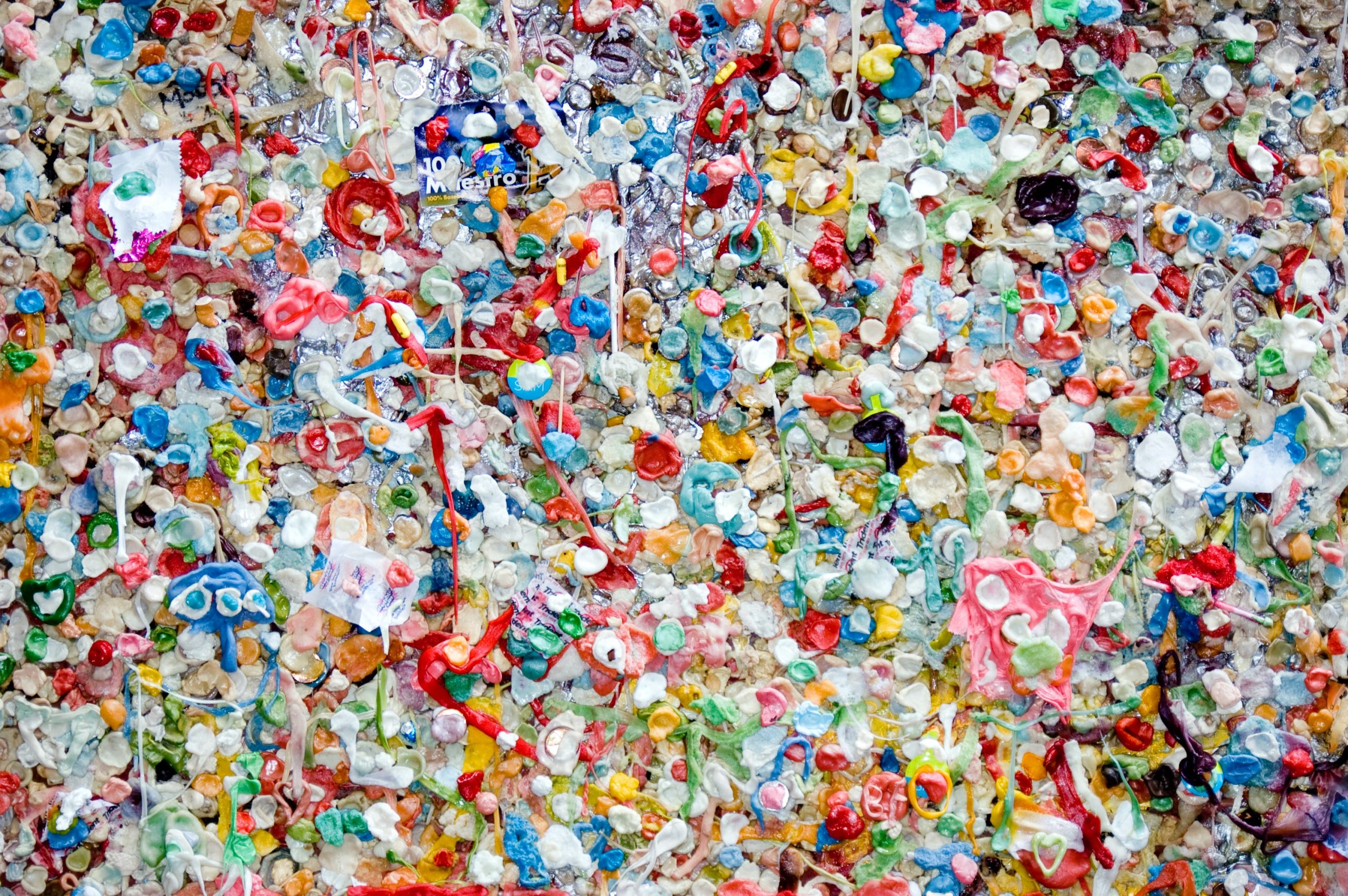 Thousands of used chewing gym pieces